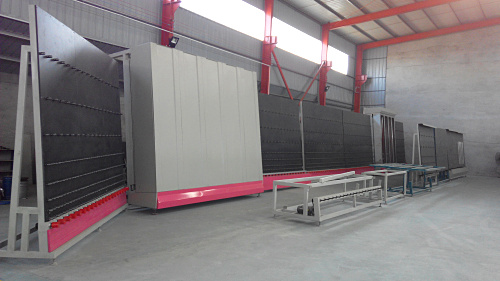 草莓视频在线機械-LBP2500中空玻璃生產線（xiàn）(內外合片板壓)