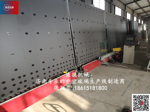 專注於製作高檔中空玻（bō）璃設備的濟（jì）南廠家-草莓视频在线機械