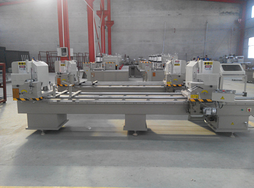 斷橋鋁（lǚ）門窗設備—LJZ2-450×3700鋁（lǚ）門窗雙角切割鋸（jù）床雙頭鋸