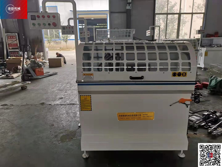 斷橋鋁門窗設備—LJMJ-CNC-450鋁門窗全自動（dòng）角碼切割鋸床