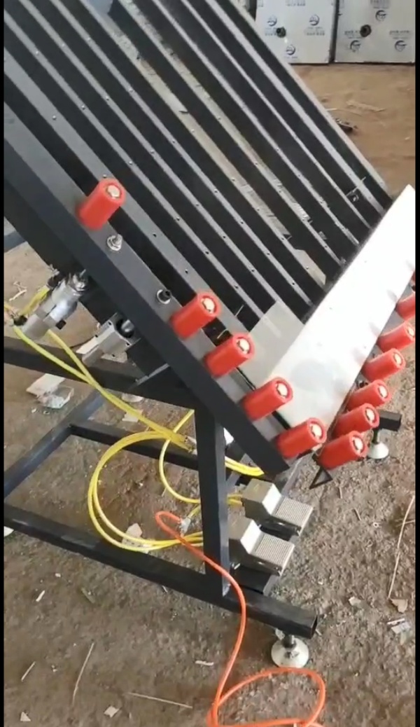 小型中空玻璃臥式合片台翻轉台